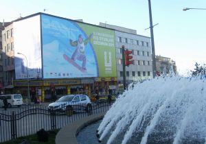 2011 hürmetine binalar da boyandı